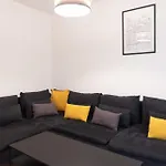 Large apt near Champ de Mars