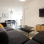 Large apt near Champ de Mars