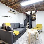 Large apt near Champ de Mars